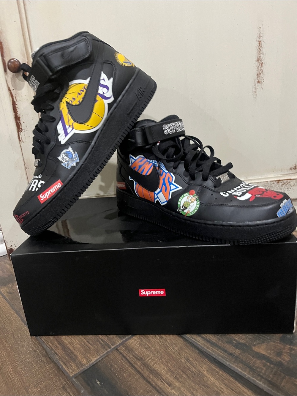 Nike Air Force 1 Mid Supreme NBA Black